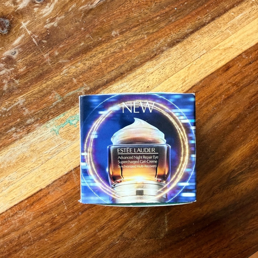 Estee Lauder Night Repair Eye Gel in Blue and Gold